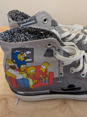 Converse - Simpsons - Family on Couch